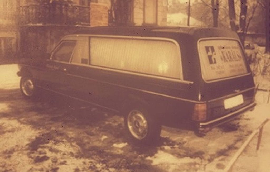 Катафалк Karāls на исторической фотографии